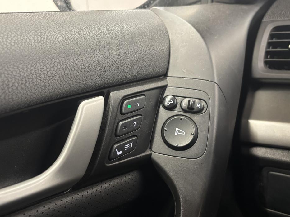 HONDA Accord 2011
