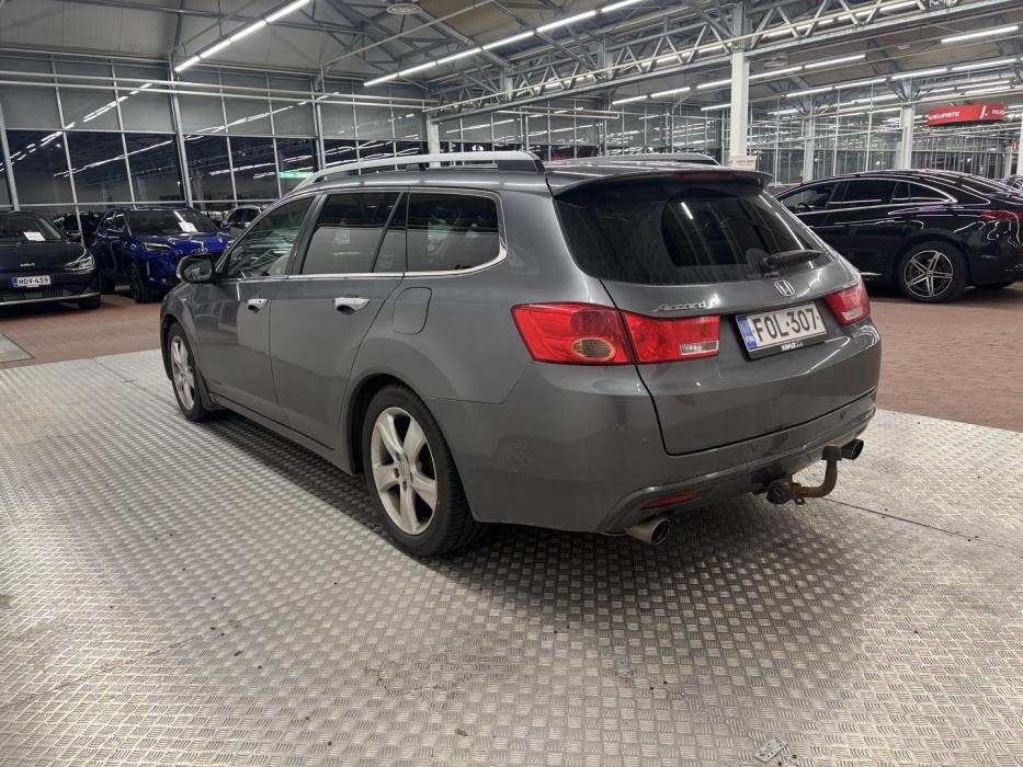 HONDA Accord 2011