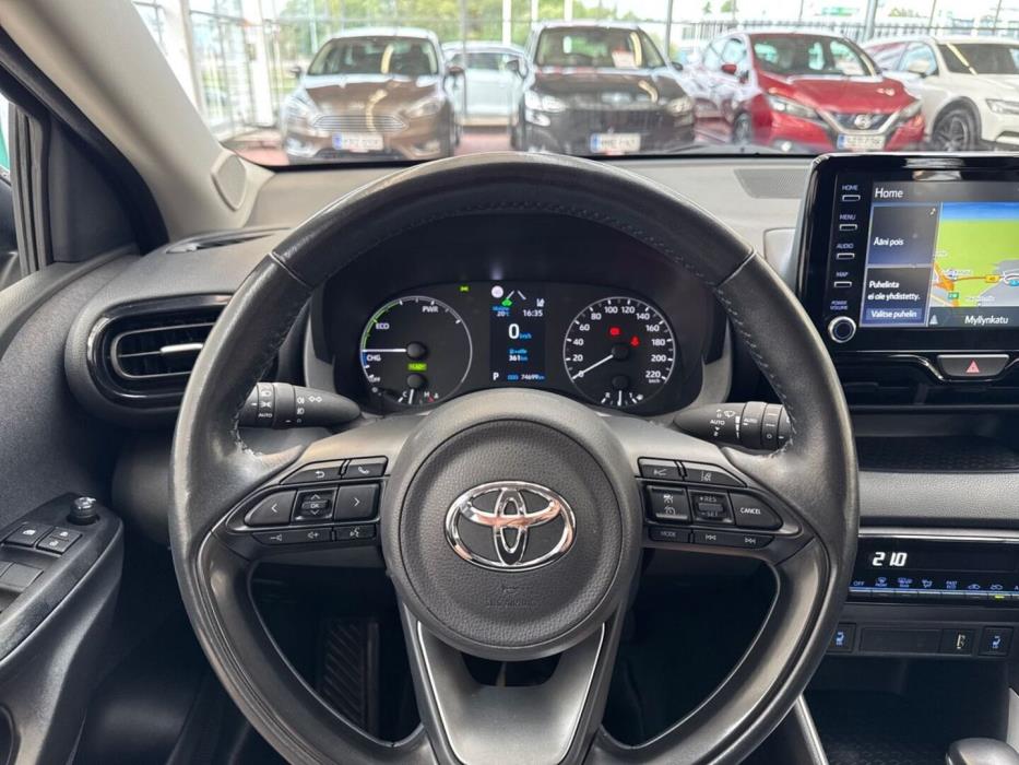 TOYOTA Yaris 2022