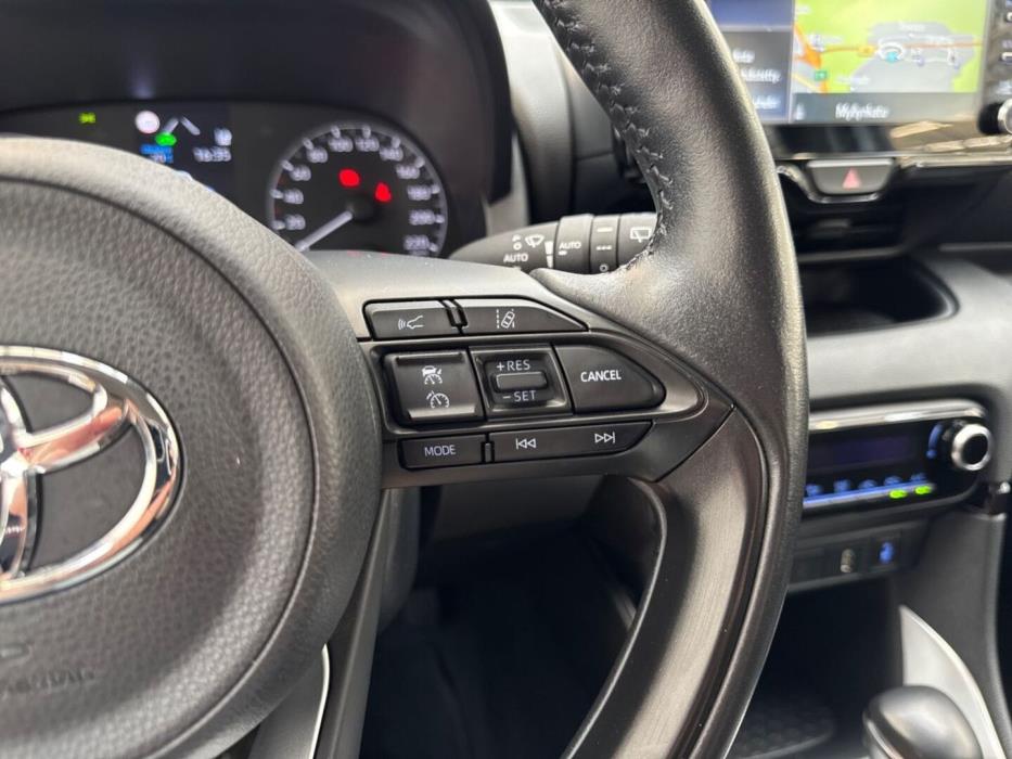 TOYOTA Yaris 2022