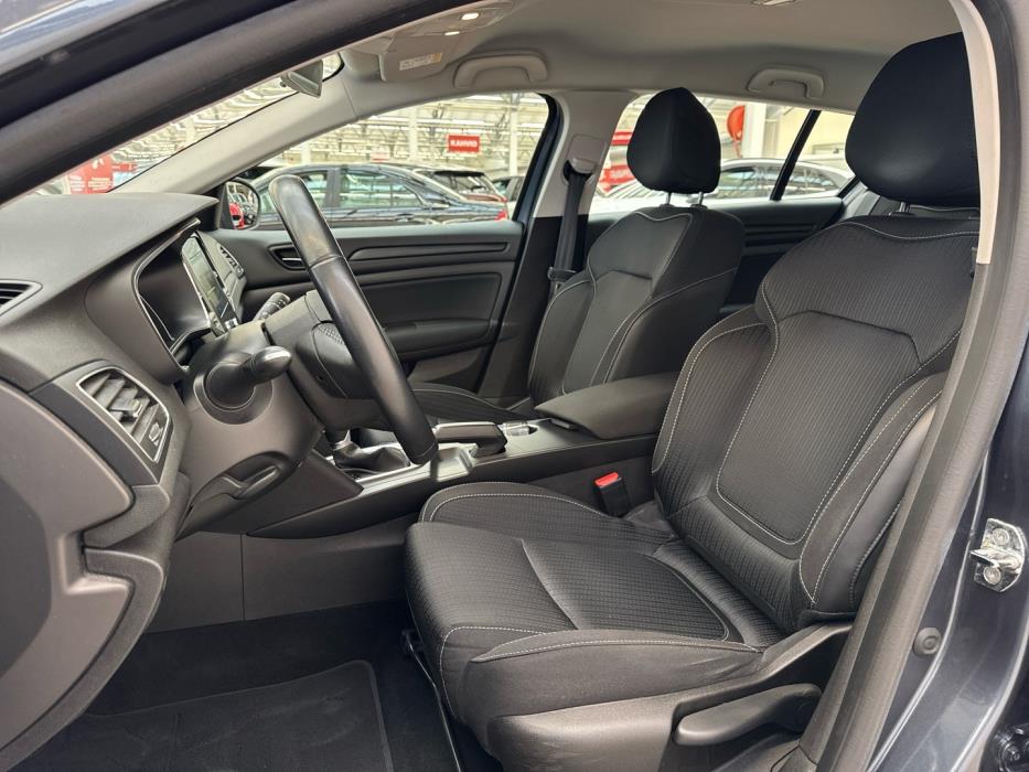 RENAULT Megane 2020
