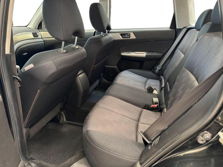 SUBARU Forester 2009