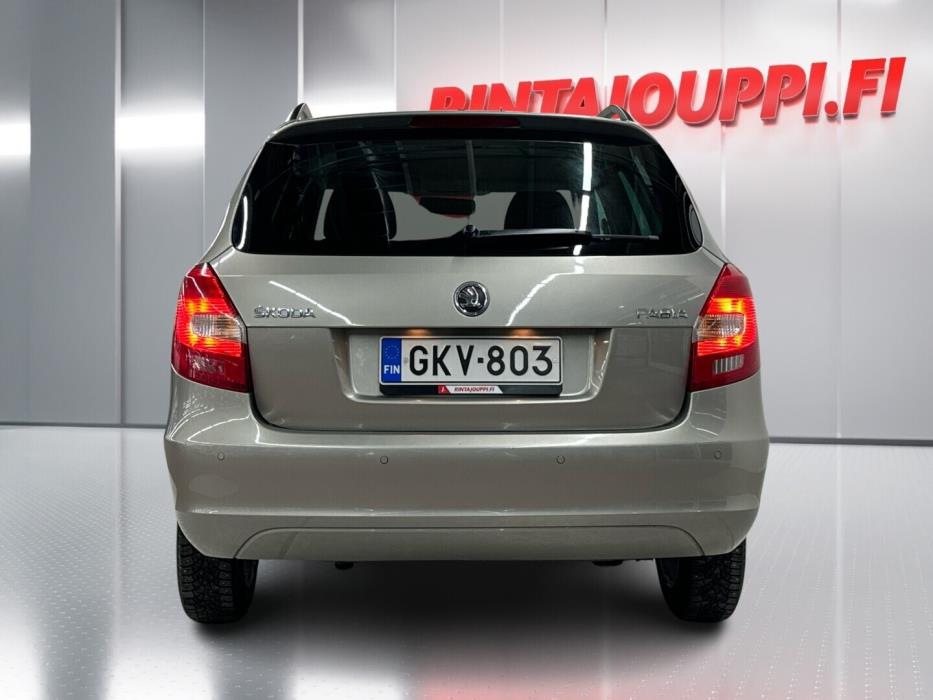 SKODA Fabia 2014