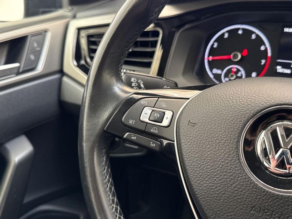 VOLKSWAGEN Polo 2018