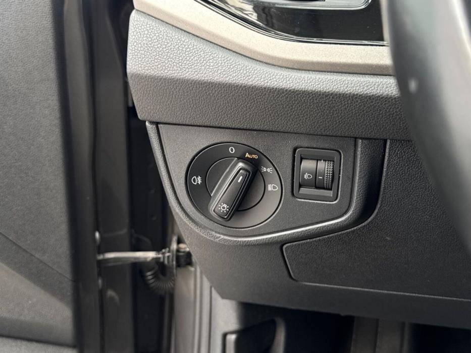 VOLKSWAGEN Polo 2018