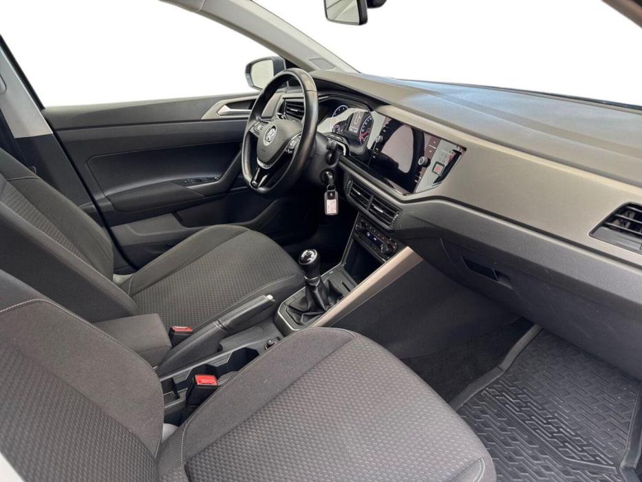 VOLKSWAGEN Polo 2018
