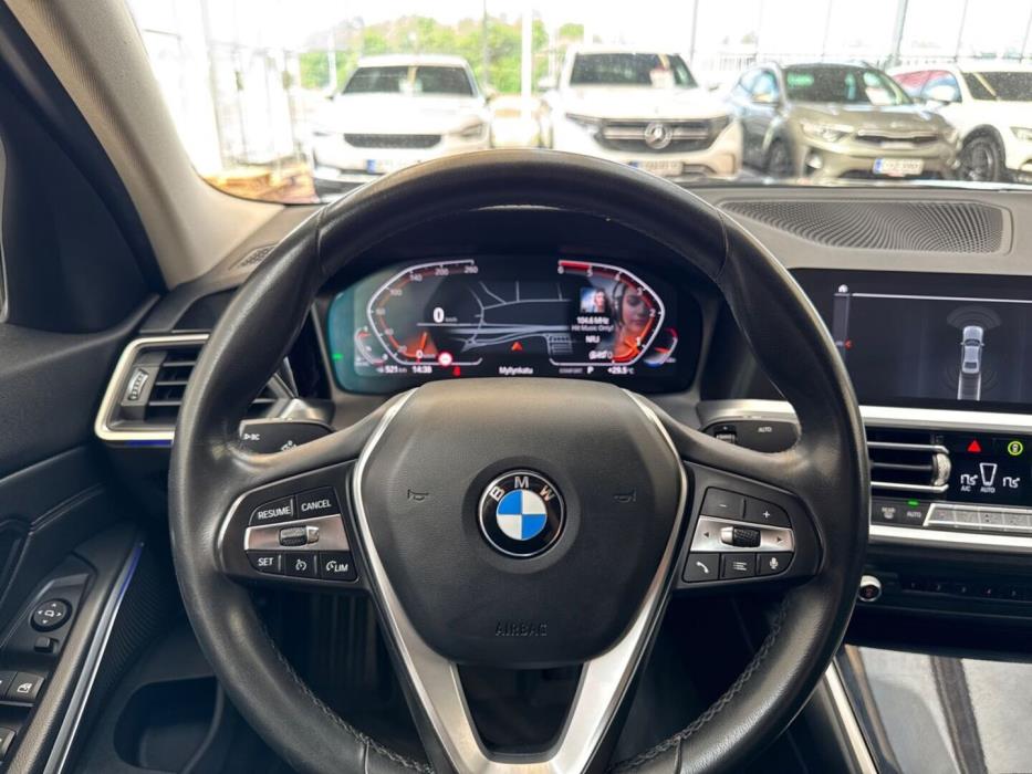 BMW 318 2019