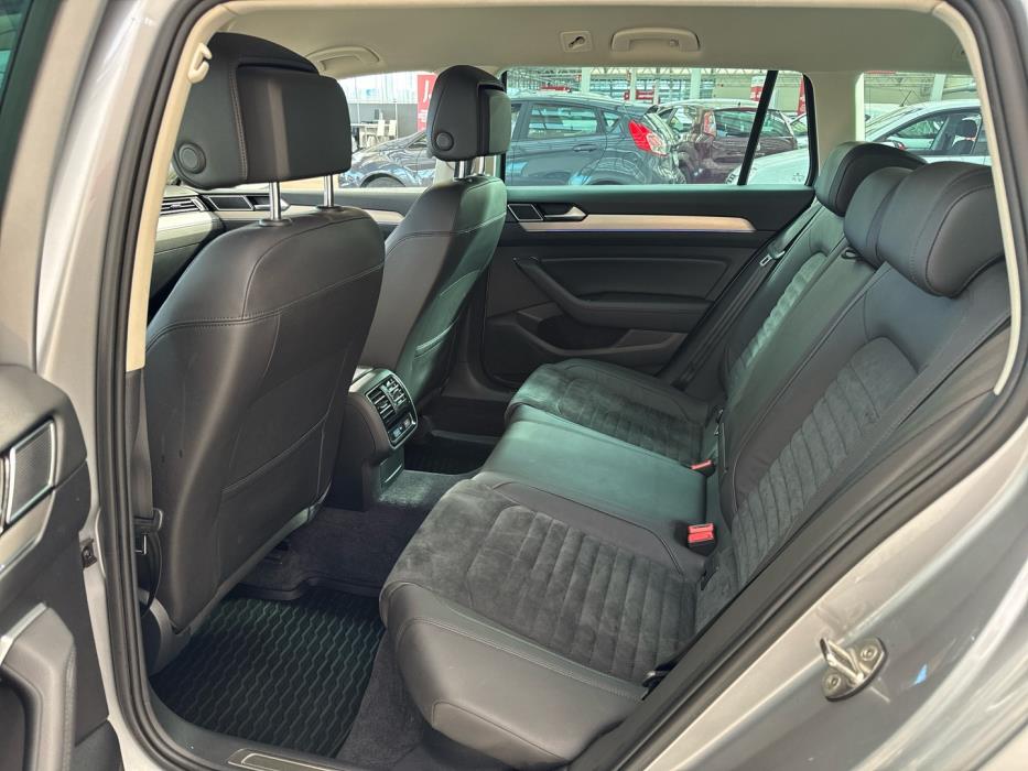 VOLKSWAGEN Passat 2018