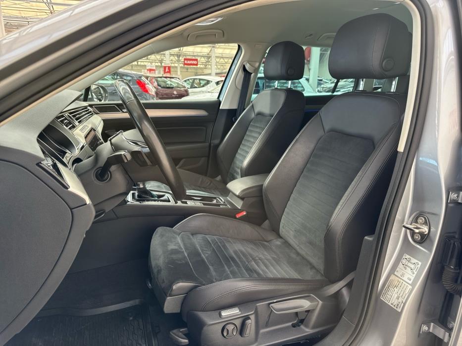 VOLKSWAGEN Passat 2018