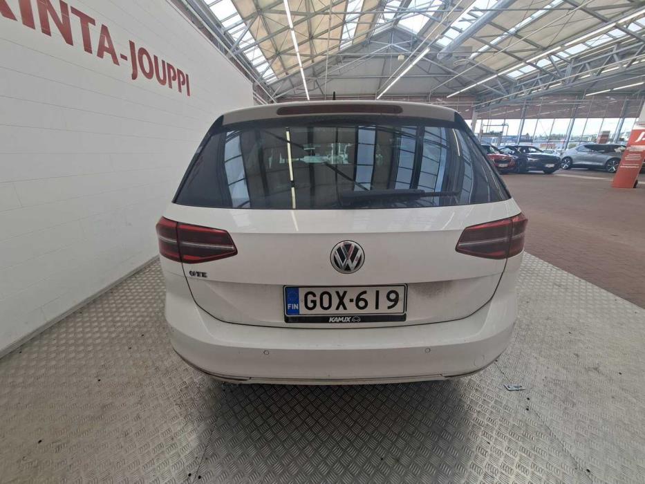 VOLKSWAGEN Passat 2017