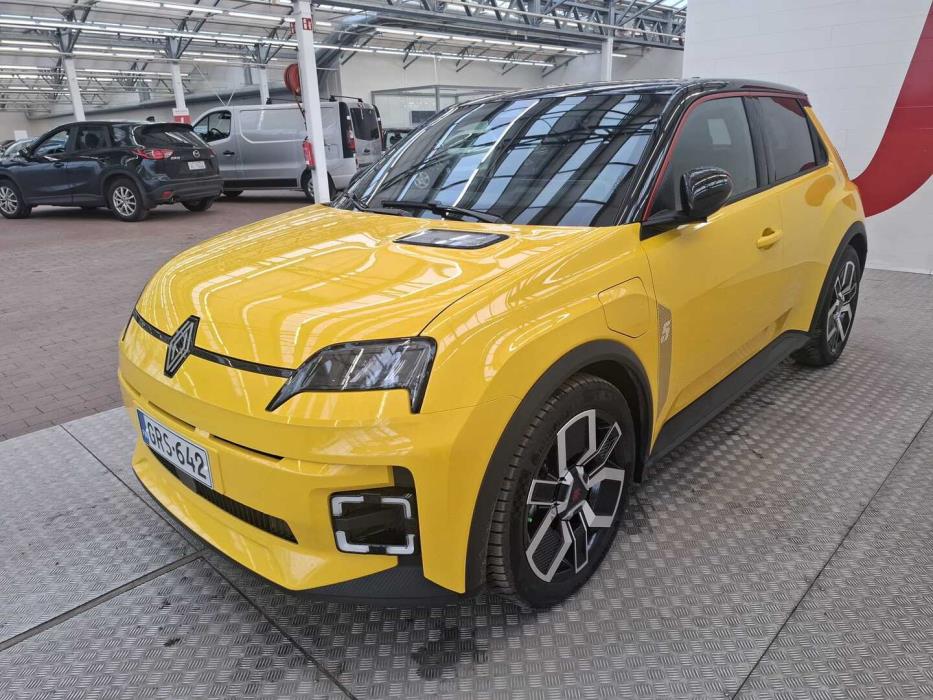 RENAULT 5 2025