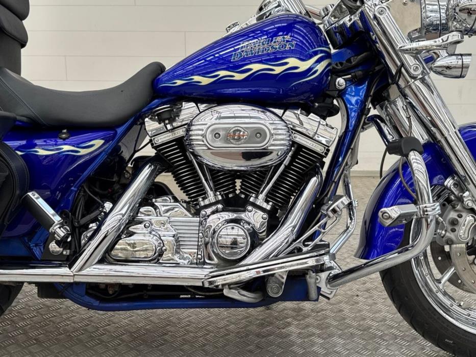 HARLEY-DAVIDSON CVO 2007