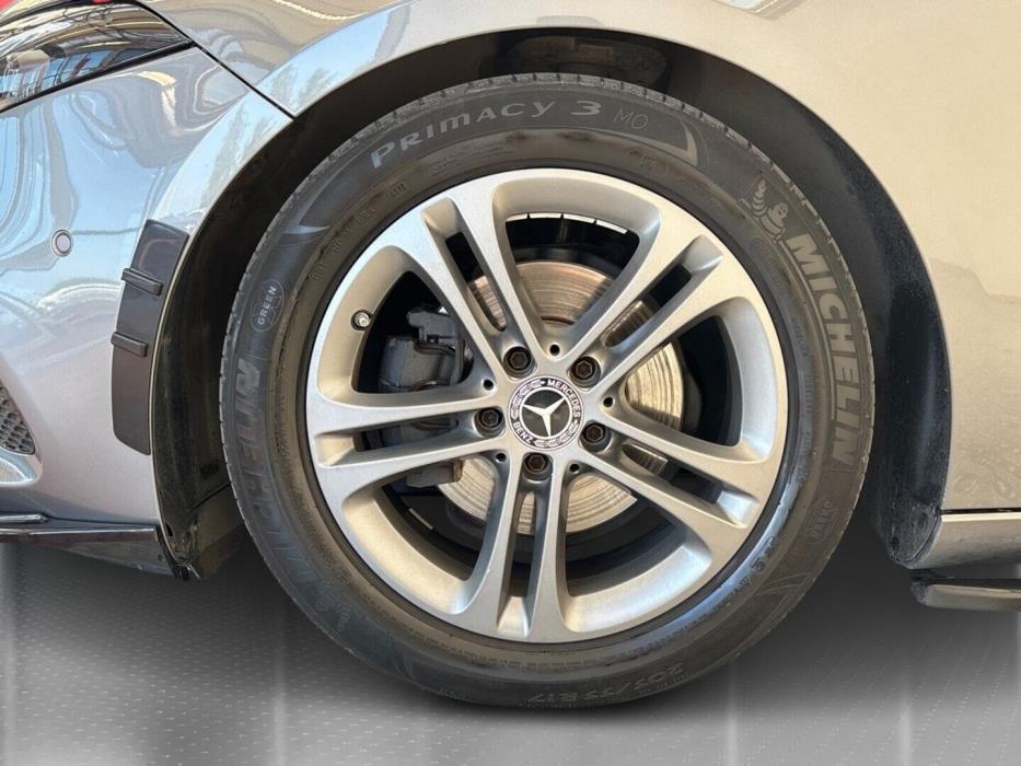 MERCEDES-BENZ A 2020