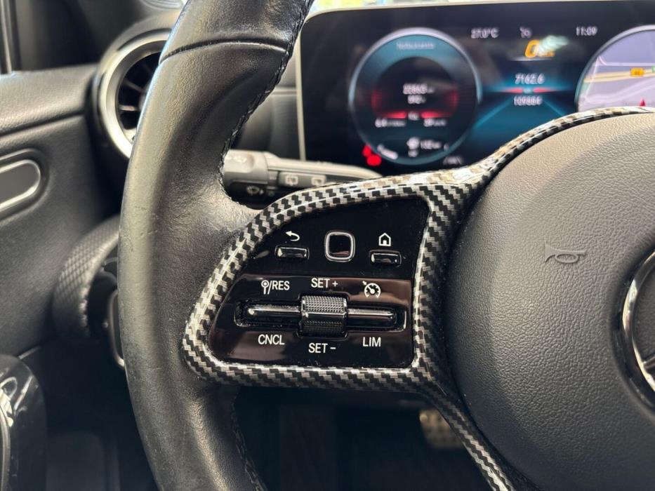 MERCEDES-BENZ A 2020
