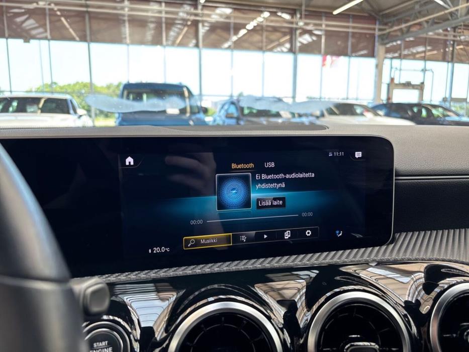 MERCEDES-BENZ A 2020