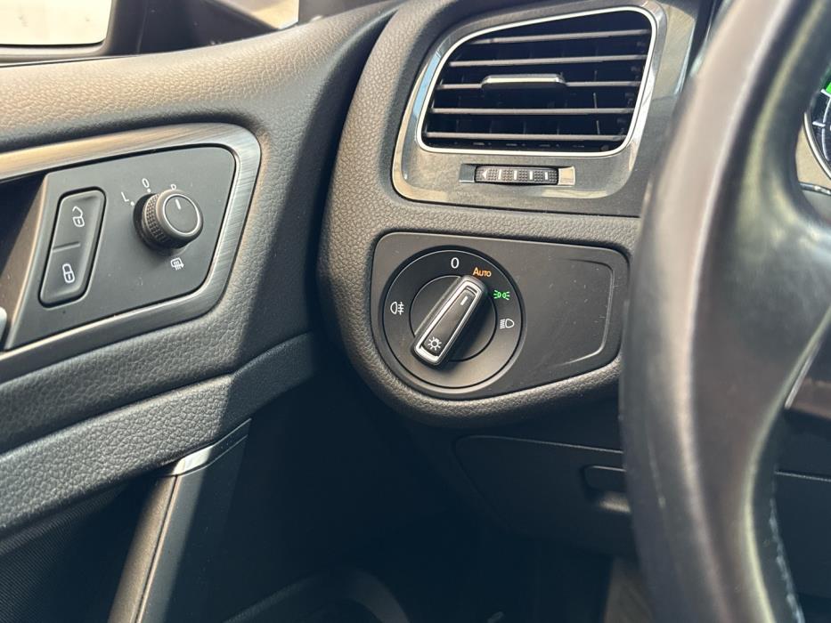 VOLKSWAGEN Golf 2020