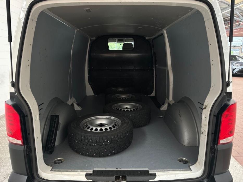 VOLKSWAGEN Transporter 2022