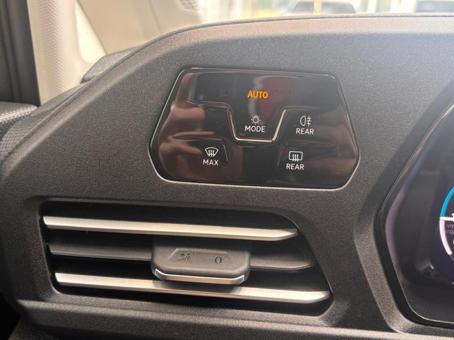 VOLKSWAGEN Caddy Maxi 2023