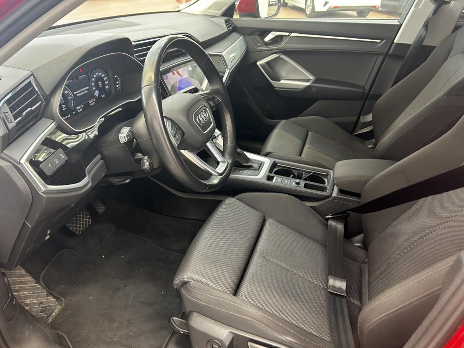 AUDI Q3 2023