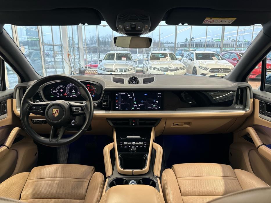 PORSCHE Cayenne 2024