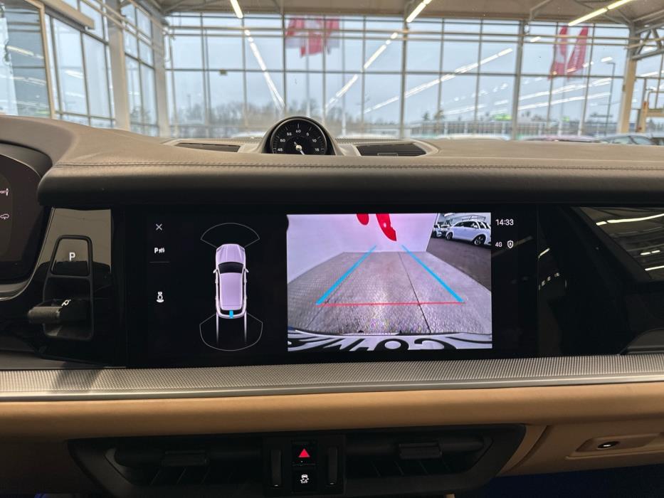 PORSCHE Cayenne 2024