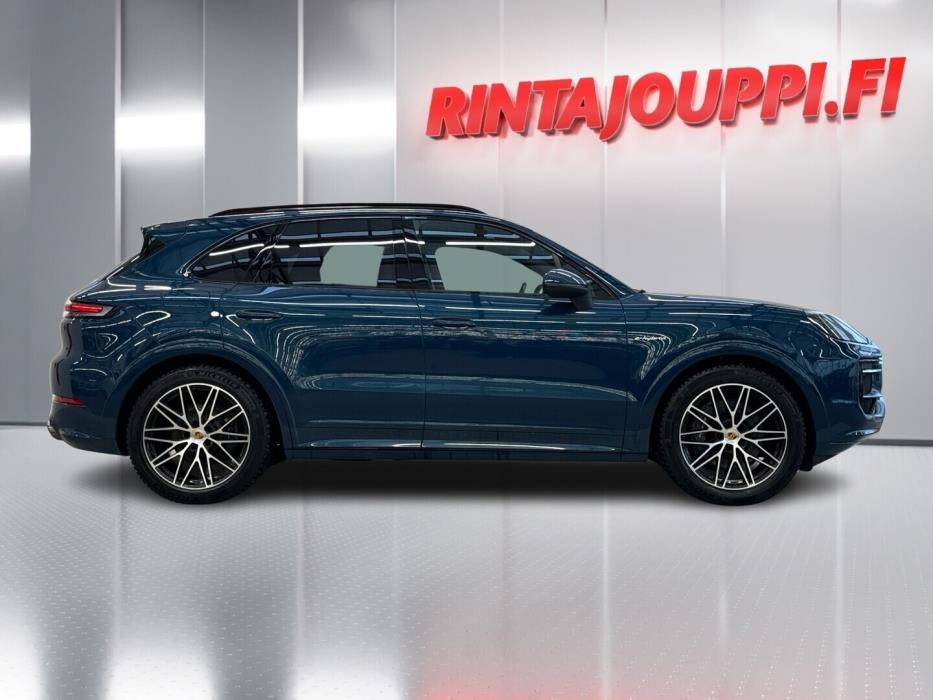 PORSCHE Cayenne 2024