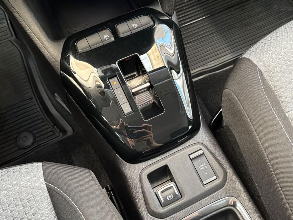 OPEL Corsa-e 2024