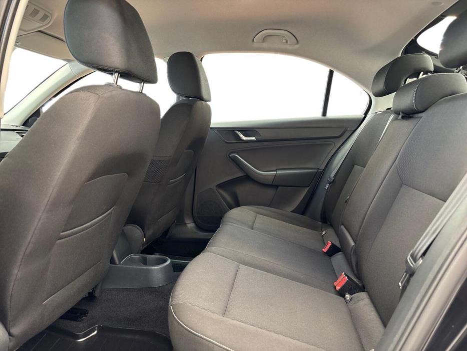 SKODA Rapid 2013