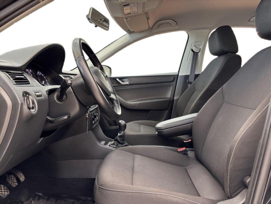 SKODA Rapid 2013