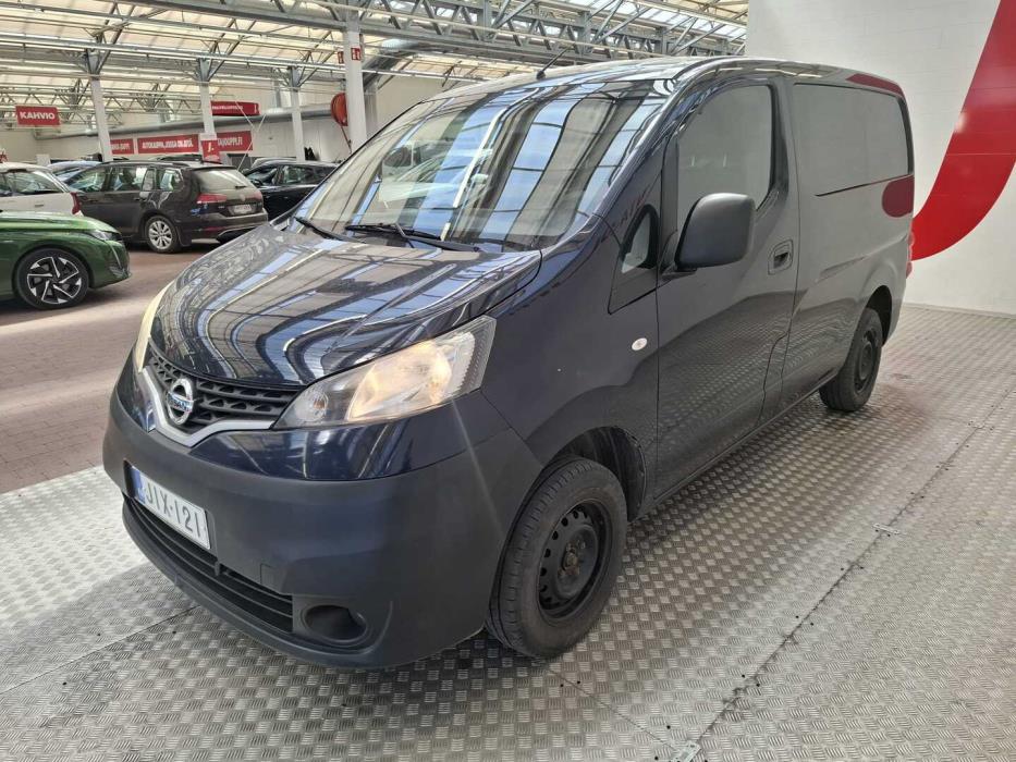 NISSAN NV200 2013