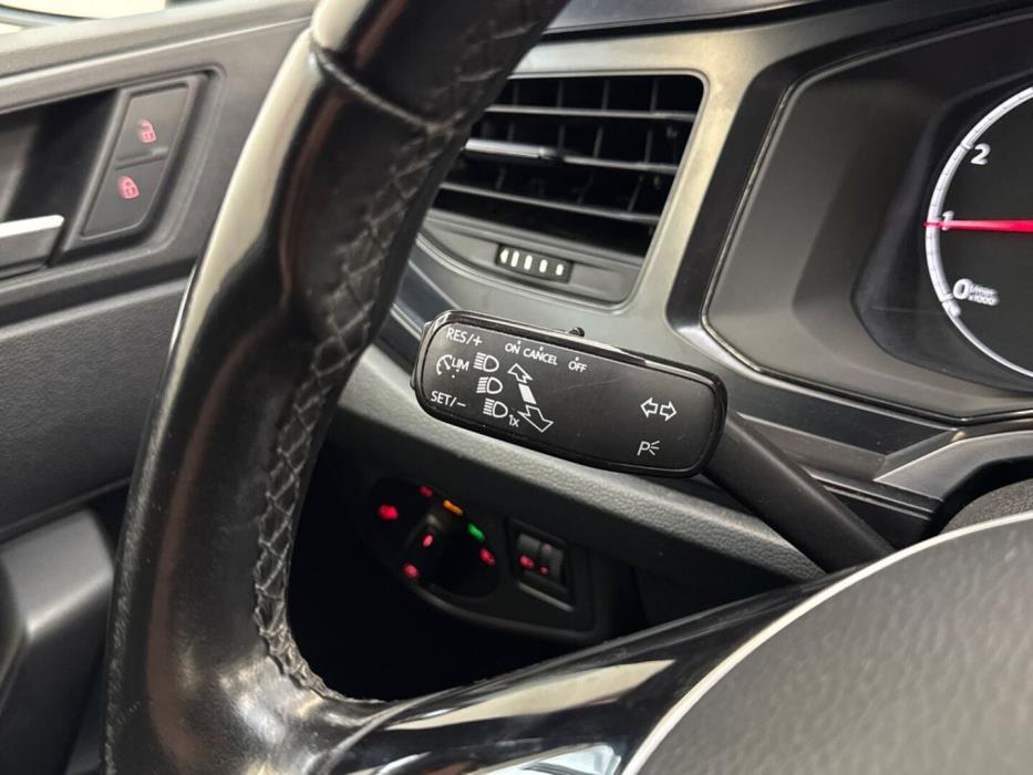 VOLKSWAGEN Polo 2018