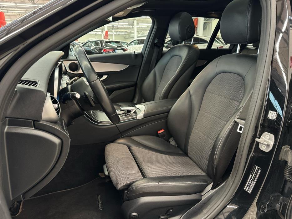 MERCEDES-BENZ C 2020