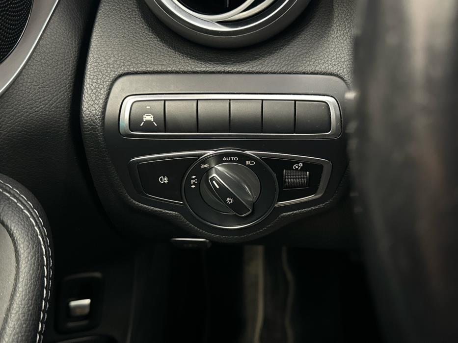 MERCEDES-BENZ C 2020