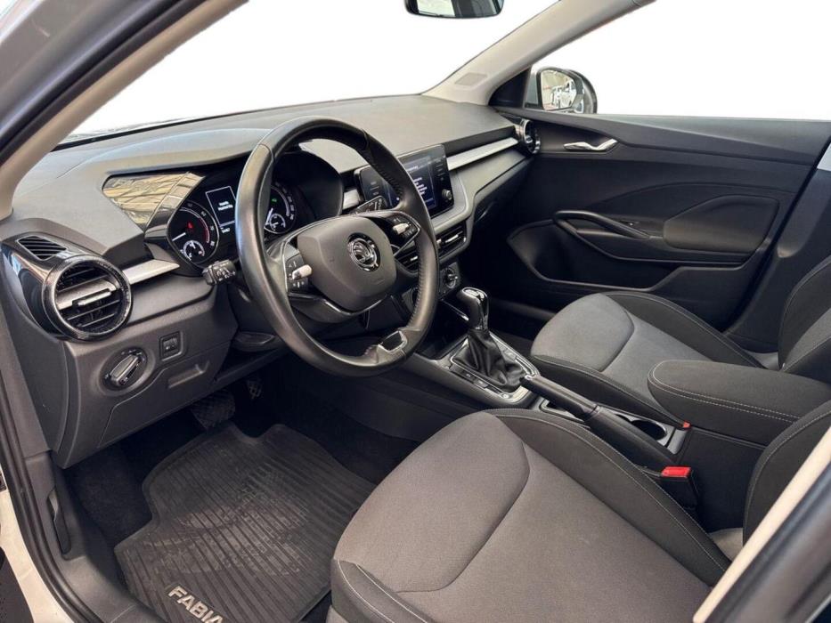 SKODA Fabia 2023