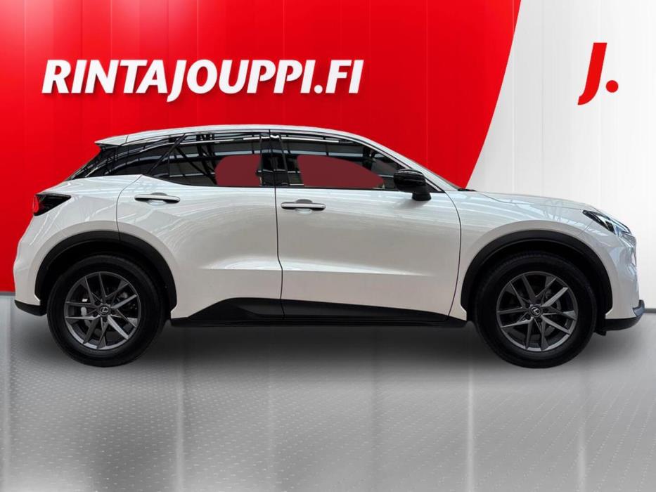 LEXUS LBX 2024