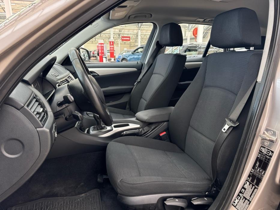 BMW X1 2012