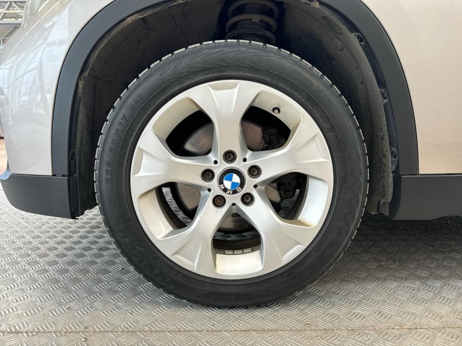 BMW X1 2012