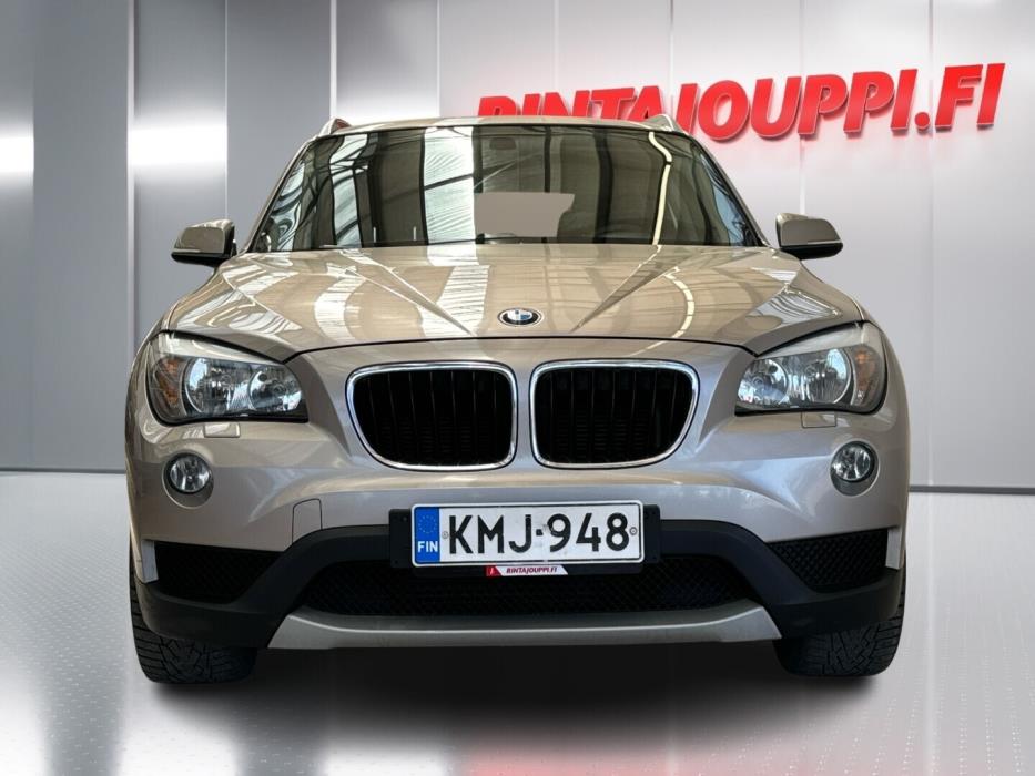 BMW X1 2012