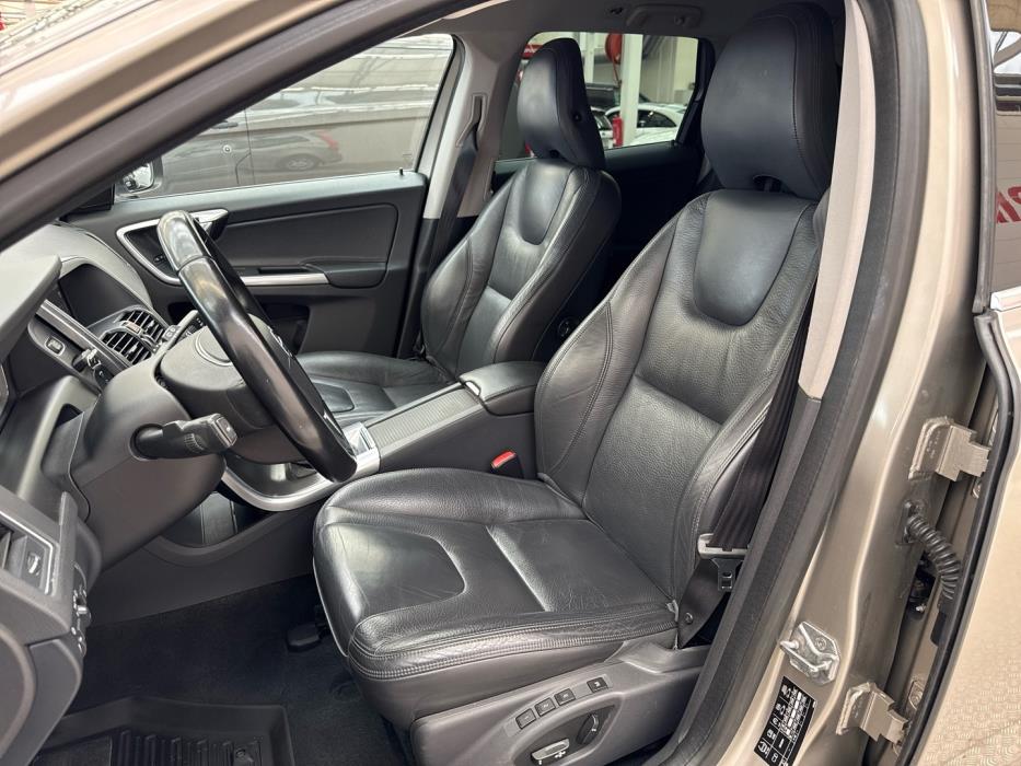 VOLVO XC60 2014