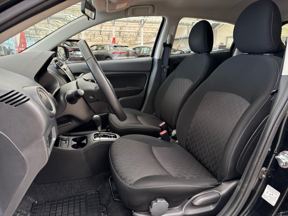 MITSUBISHI Space Star 2023