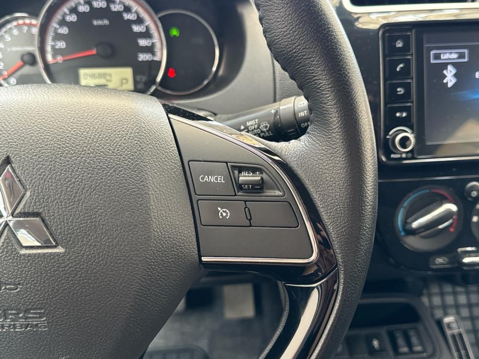 MITSUBISHI Space Star 2023