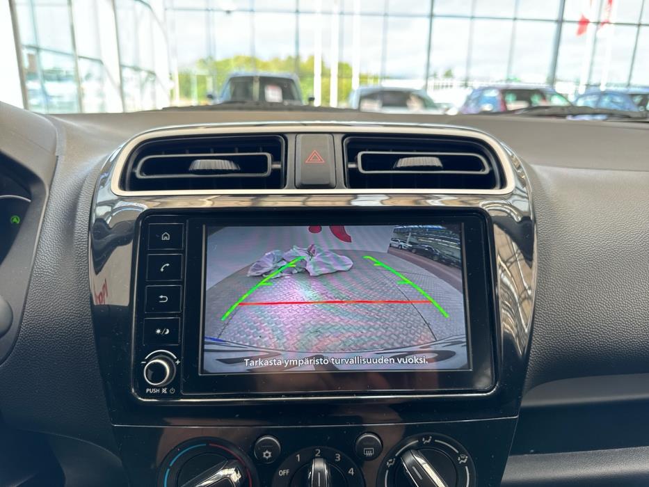 MITSUBISHI Space Star 2023