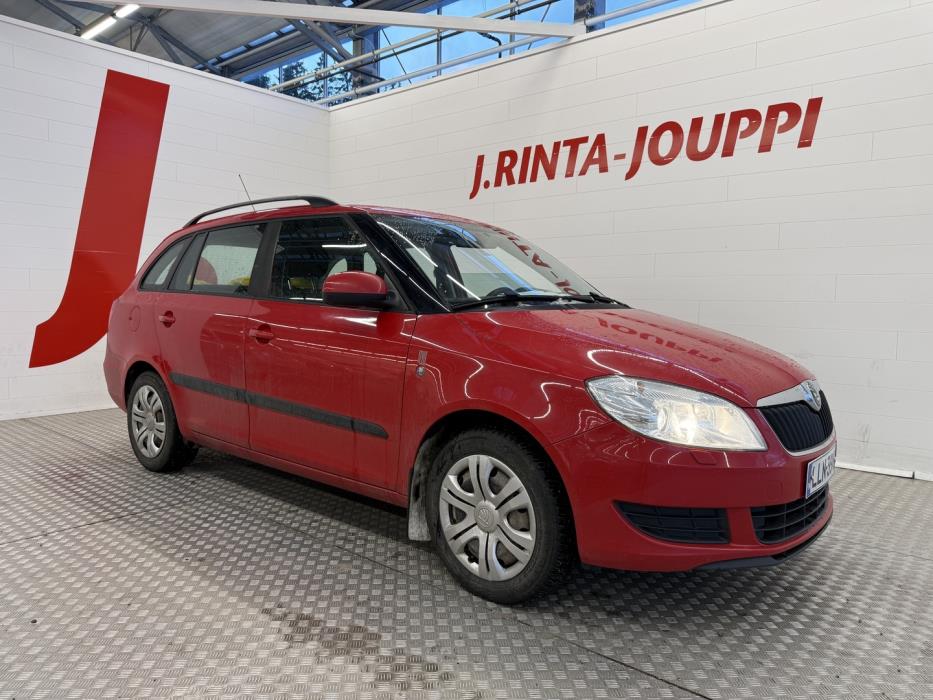 SKODA Fabia 2013