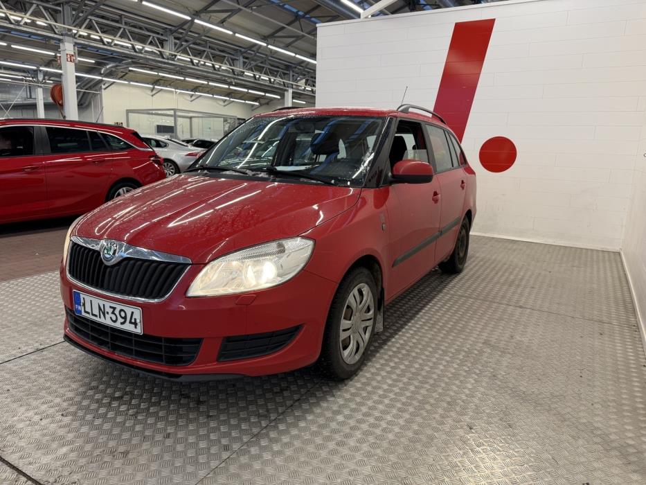 SKODA Fabia 2013