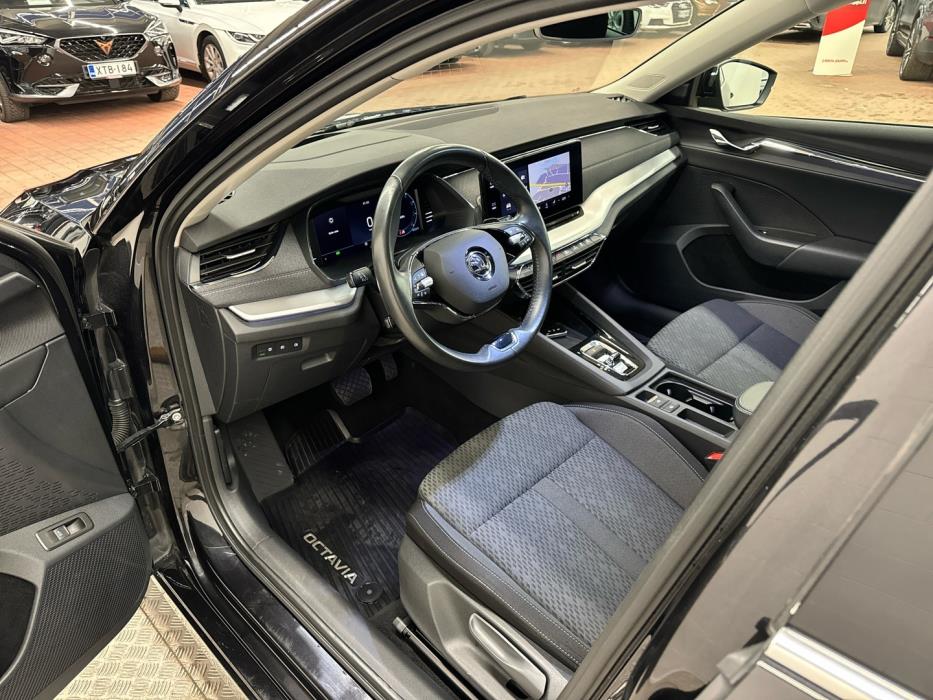 SKODA Octavia 2021