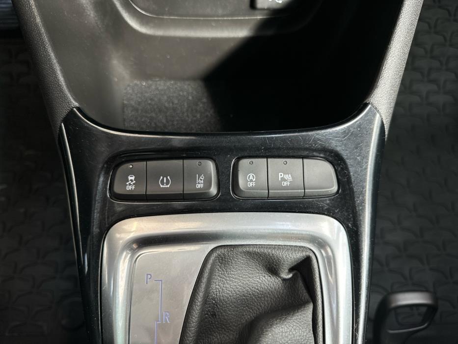 OPEL Crossland 2021