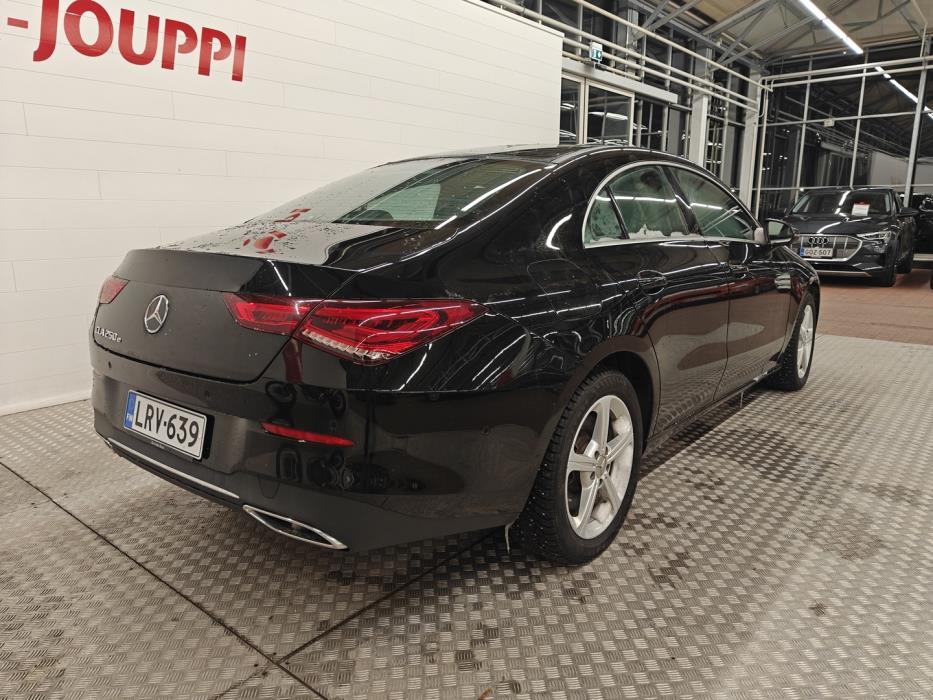 MERCEDES-BENZ CLA 2023