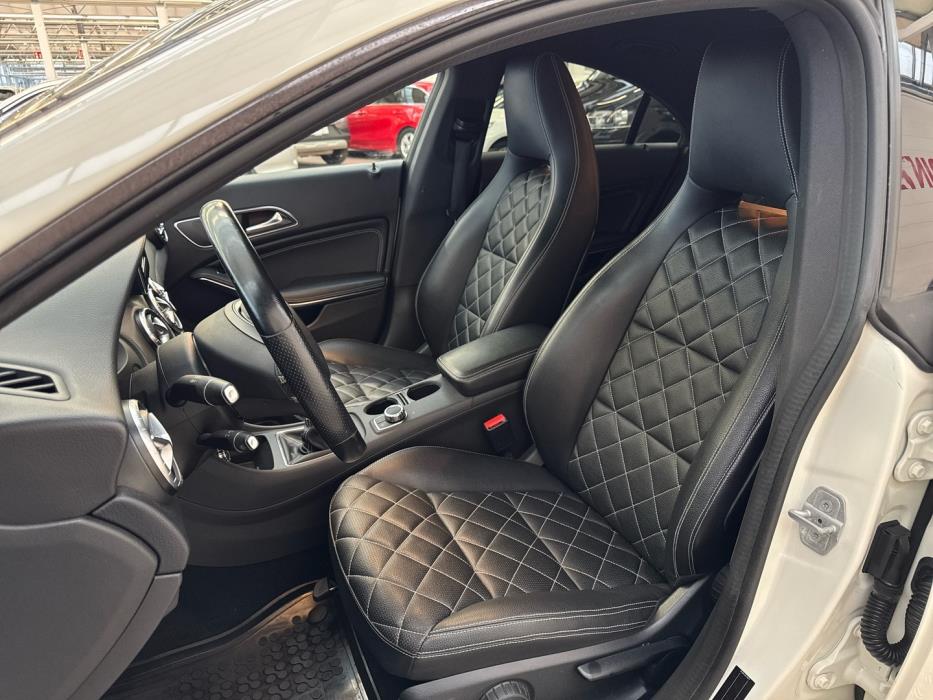 MERCEDES-BENZ CLA 2013