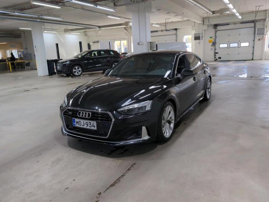 AUDI A5 2022