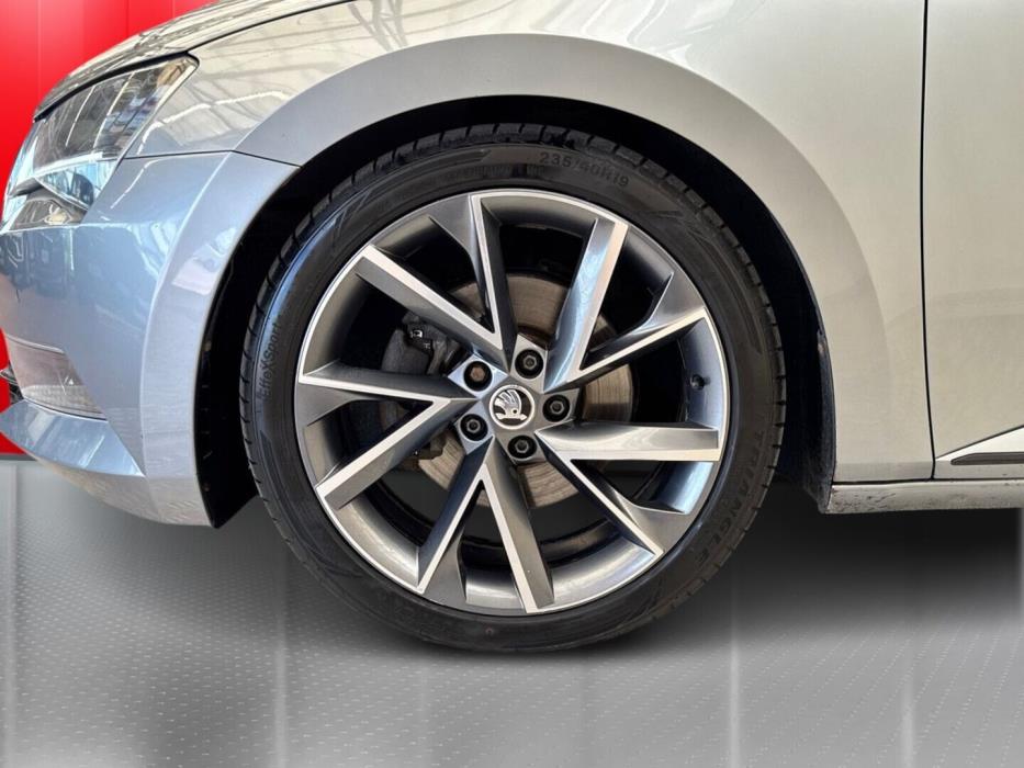 SKODA Superb 2017